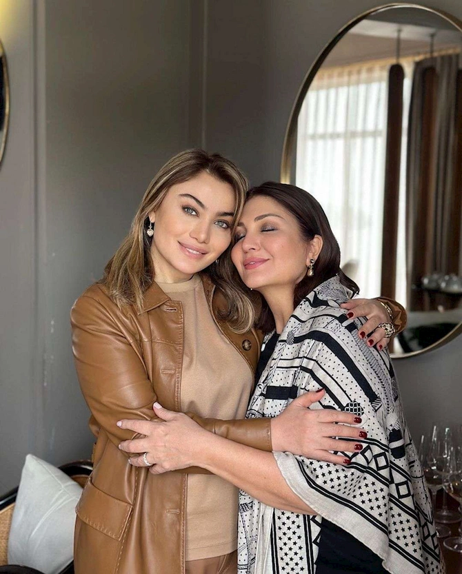 Sibel Can Bakıya kimin toyuna gəlib? — FOTO
