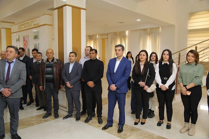 Salyanda Heydər Əliyevin 100 illik yubileyi münasibətilə tədbir keçirilib — FOTOLAR Salyanda Heydər Əliyevin 100 illik yubileyi münasibətilə tədbir keçirilib — FOTOLAR
