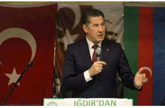 Türkiyədə prezidentliyə namizəd olan azərbaycanlı kimdir? — BİOQRAFİYASI (FOTOLAR) Türkiyədə prezidentliyə namizəd olan azərbaycanlı kimdir? — BİOQRAFİYASI (FOTOLAR)