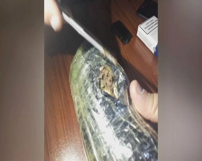 İranlı narkotacirdən onlayn yolla külli miqdarda heroin alan Mingəçevir sakini tutuldu — FOTO/VİDEO İranlı narkotacirdən onlayn yolla külli miqdarda heroin alan Mingəçevir sakini tutuldu — FOTO/VİDEO