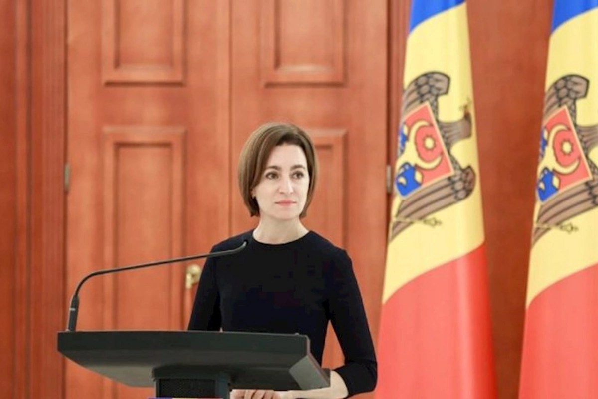 Maya Sandu Moldova dilini rumın dilinə dəyişdi