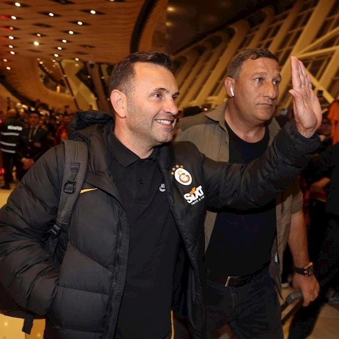 “Qalatasaray” Bakıda belə qarşılandı — FOTOLAR