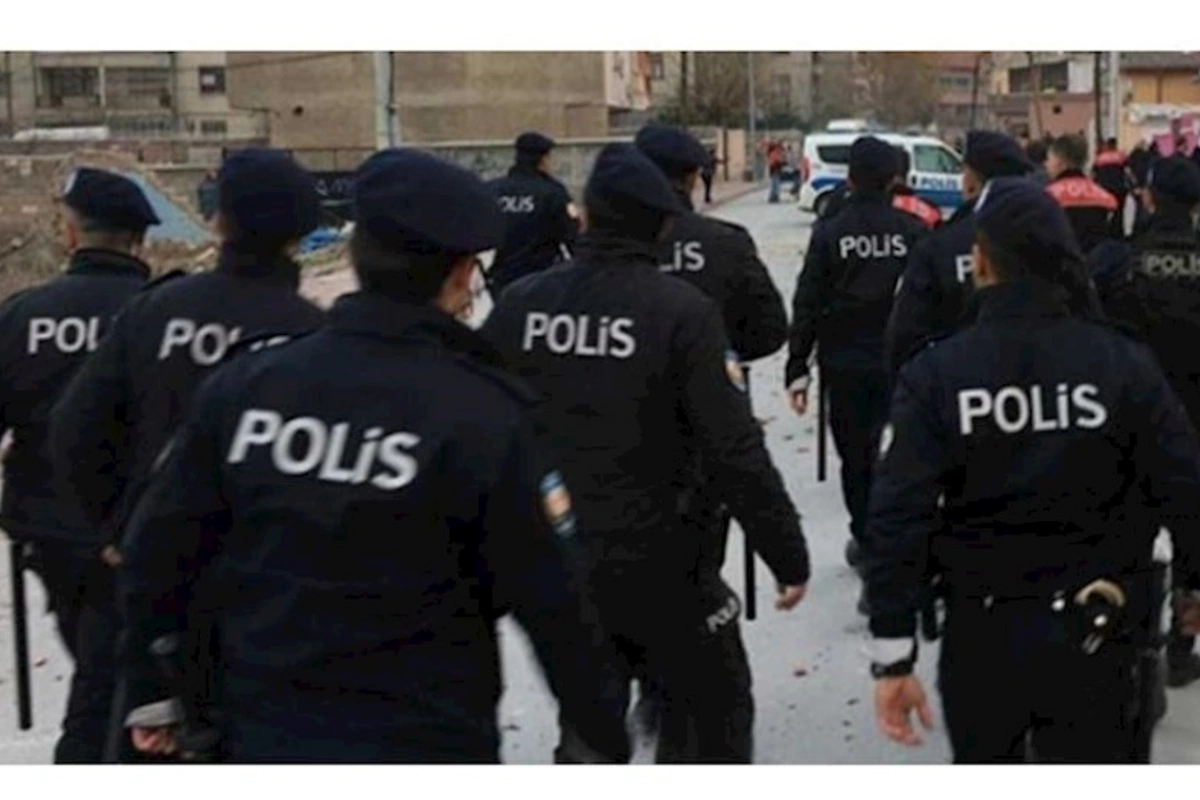 Türkiyədə 14 yaşlı uşağın döyülməsinə görə 5 nəfər polis işdən qovuldu