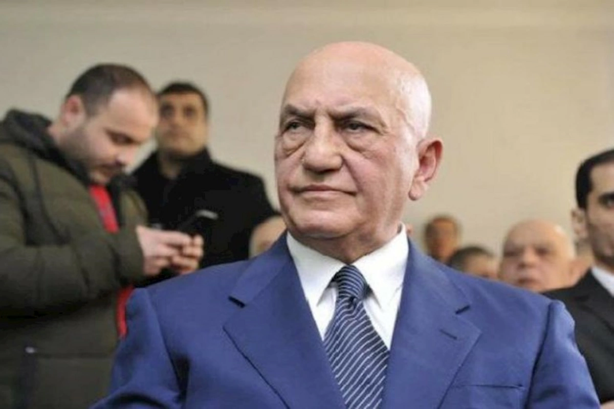 Əli İnsanov partiya liderlərini birləşməyə çağırıb —Ölkəmizə kənar təhdidlər var