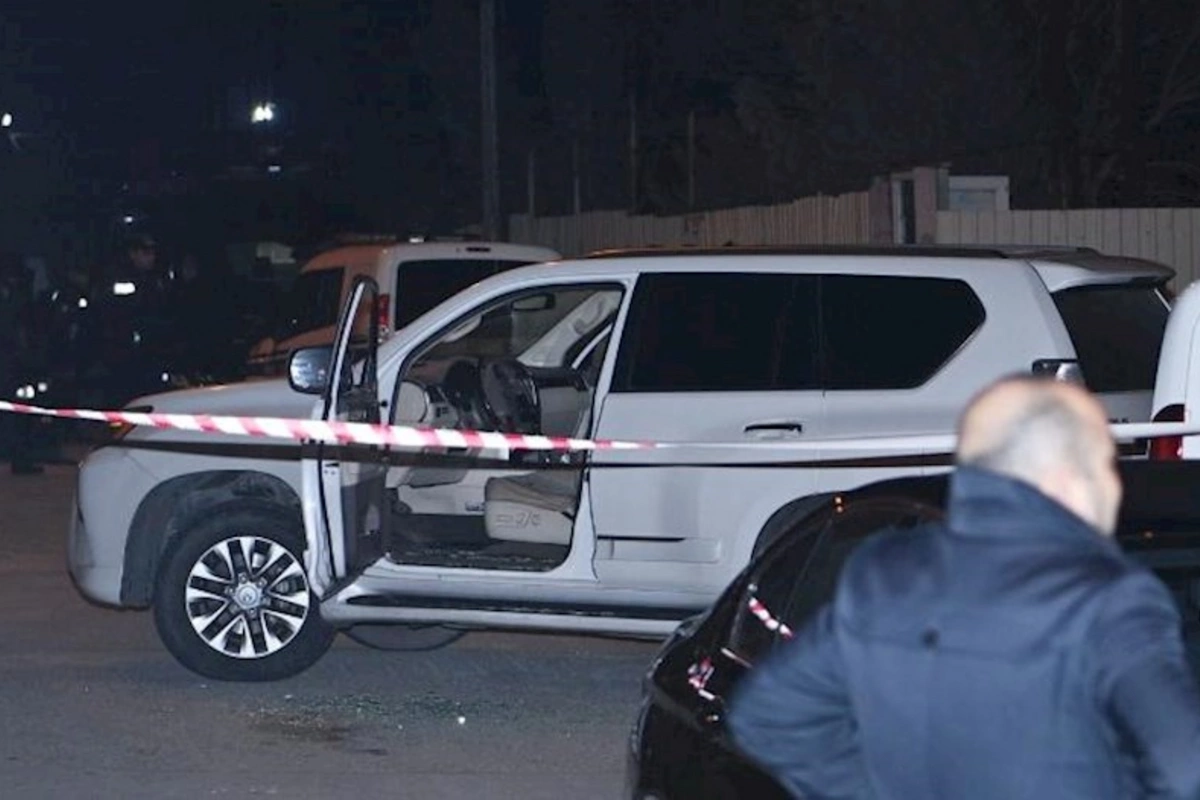 Fazil Mustafanın maşını bu hala düşüb — FOTO