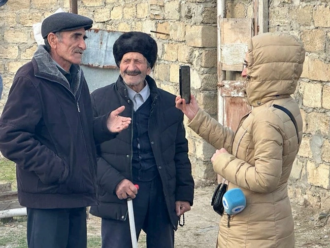 Sərvər Bəşirlinin evi də Türkiyədən gəldi — O iş adamı Bakıda! (FOTO) Sərvər Bəşirlinin evi də Türkiyədən gəldi — O iş adamı Bakıda! (FOTO)
