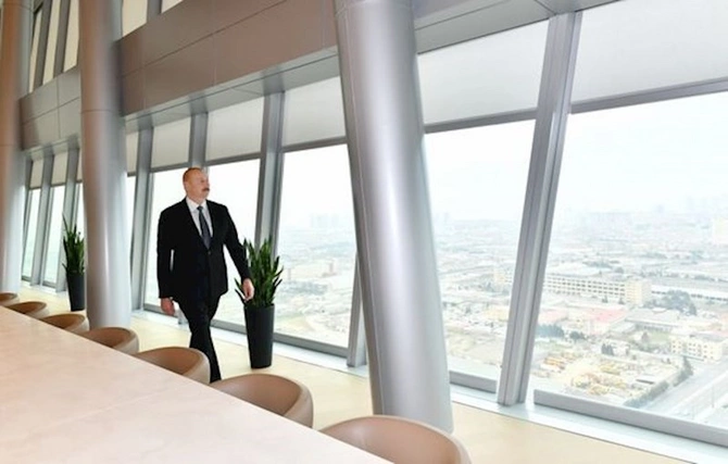 Prezident yeni inzibati binanın açılışını etdi — FOTOLAR