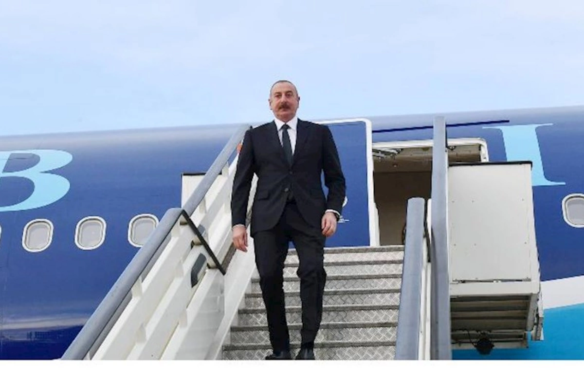 İlham Əliyev Tacikistana getdi