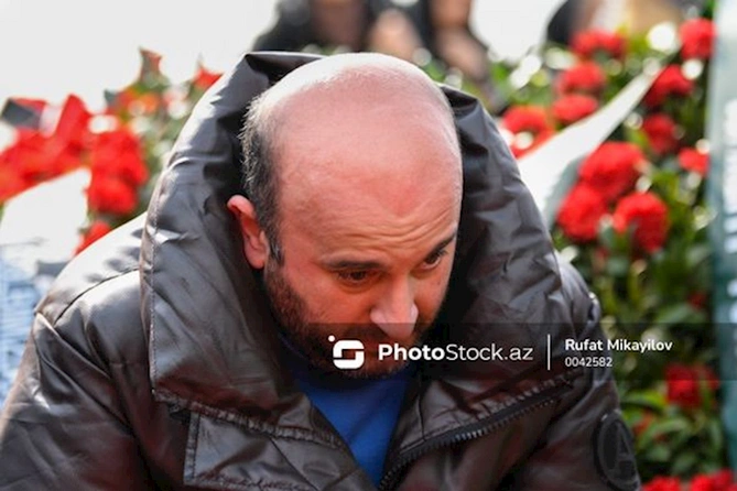 Hacı Şahinin ölümünün üçüncü günündə məzarı başından FOTOREPORTAJ