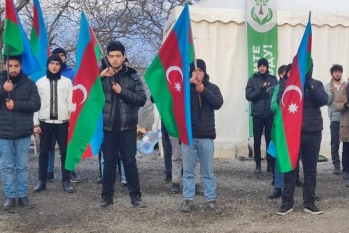 Xankəndi-Laçın yolunda ekofəallar 84 gündür yüksək fəallıq nümayiş etdirirlər
