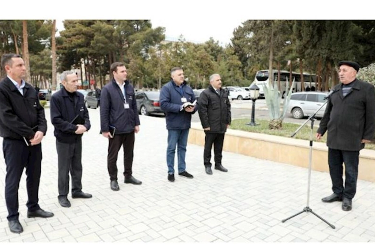 Şirvan şəhərinin abonentlərinin müraciətlərini RQİİ-nin rəhbər şəxsləri qeydiyyata aldılar — VİDEO