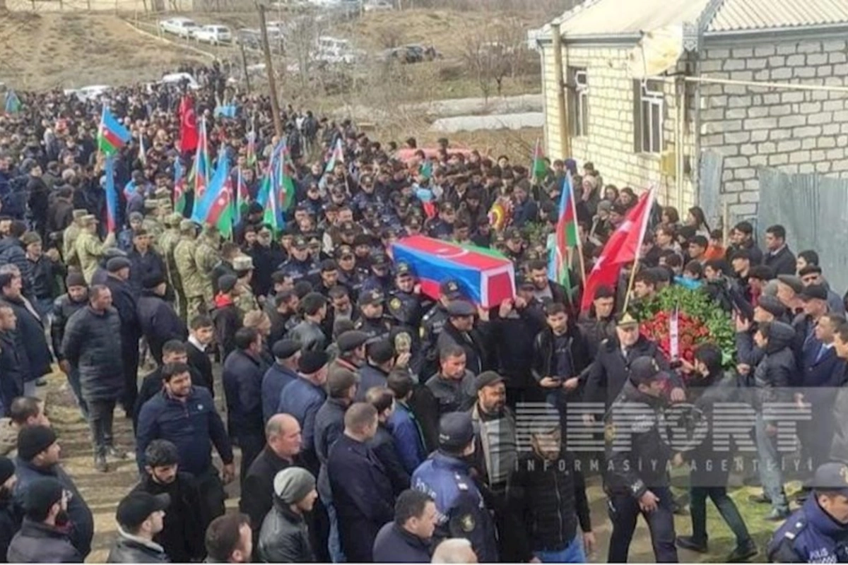 Şəhid Eşqin Hüseynov Tovuzda dəfn olundu — YENİLƏNİB (FOTO)