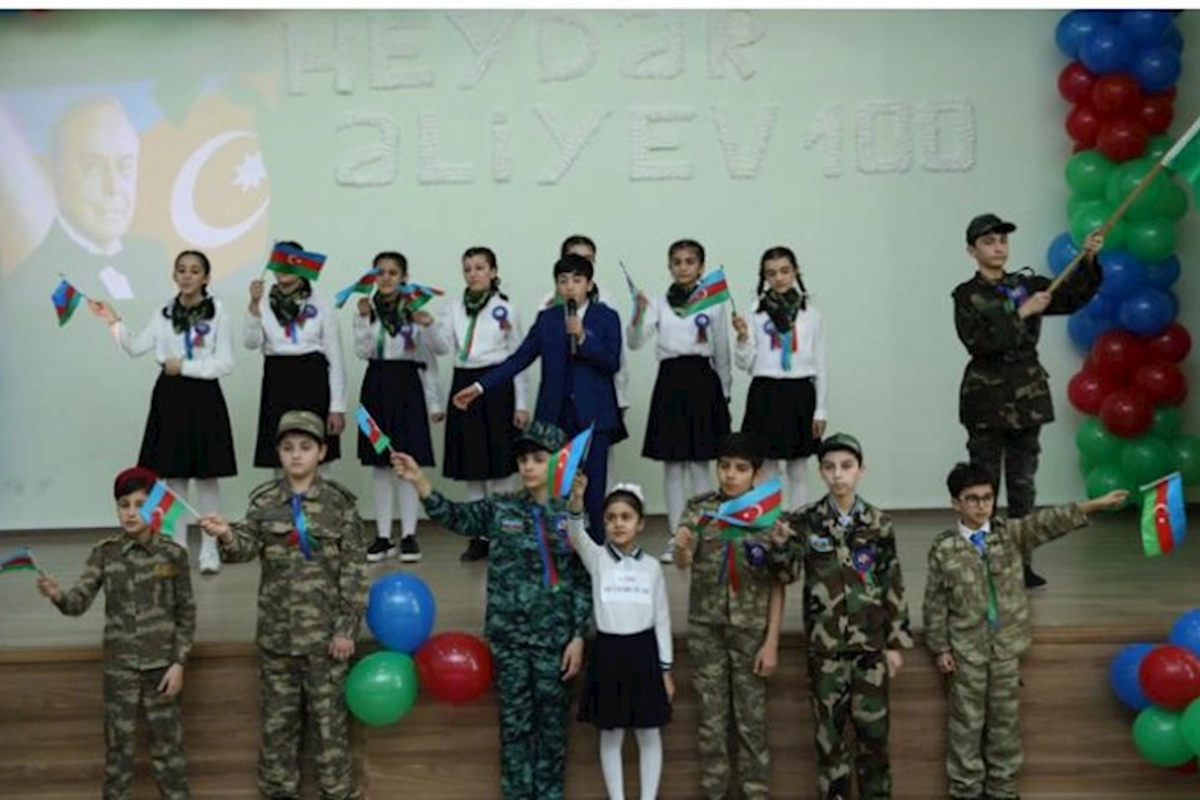 Soltanlı məktəbində Heydər Əliyevin 100 illik yubileyinə həsr olunmuş tədbir keçirildi — FOTO