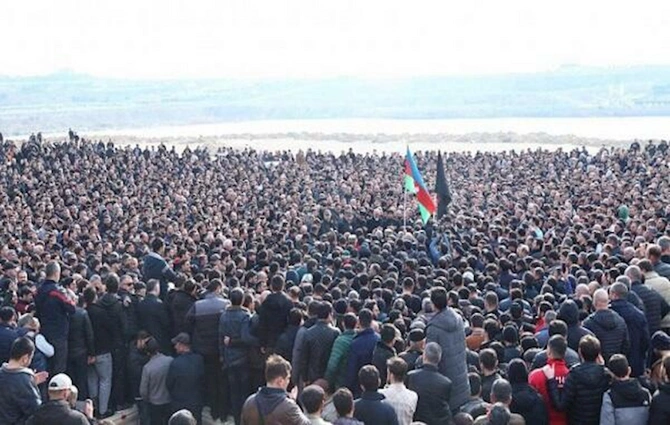 İran Hacı Şahinin məzarından da ƏL ÇƏKMİR — Molla rejiminə RƏVAC VERMƏYƏK...