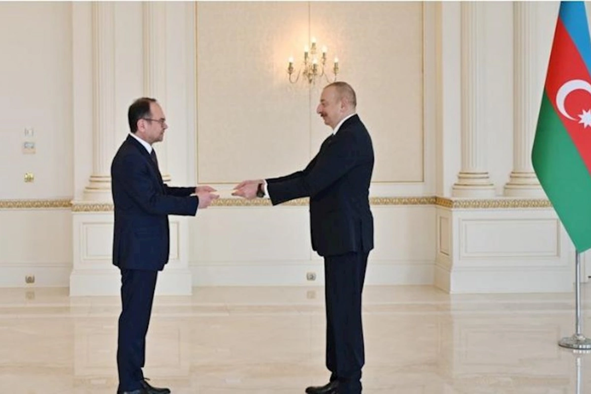 Prezident Bolqarıstanın yeni səfirinin etimadnaməsini qəbul edib — YENİLƏNİB (FOTO)