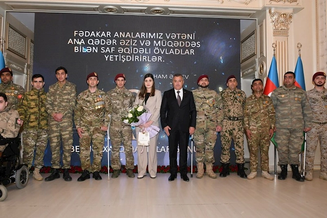 Abşeronda şəhid ailələrinin xanım üzvləri Beynəlxalq Qadınlar Günü münasibətilə təbrik edildi