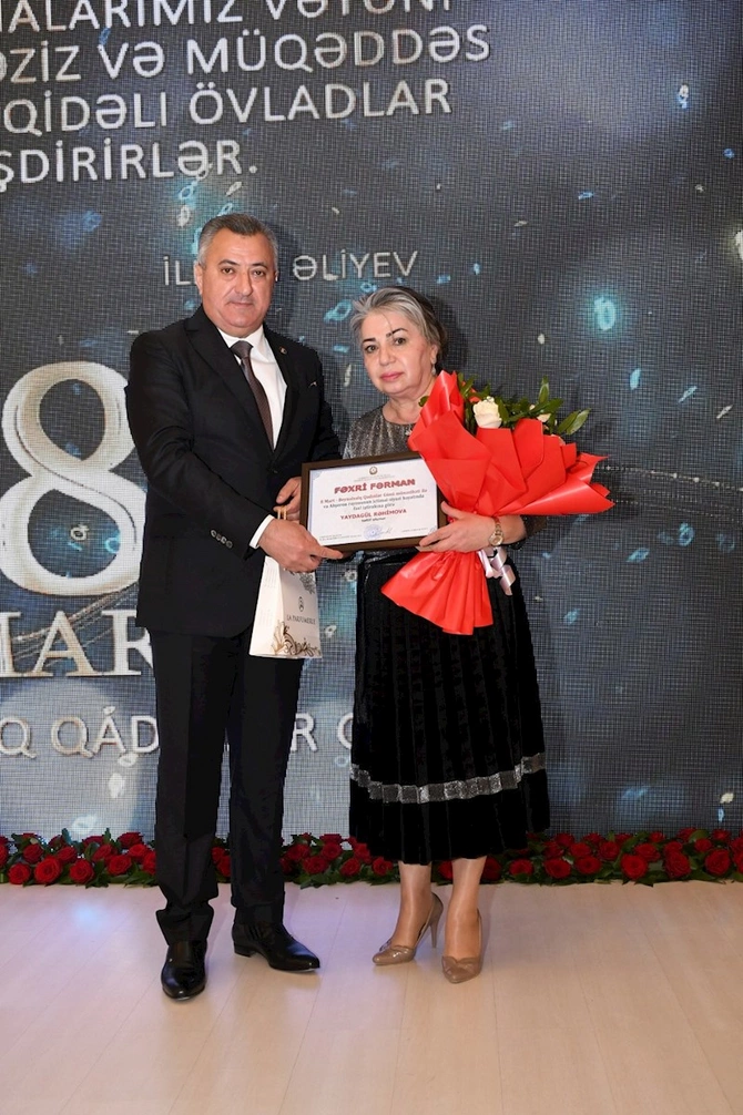 Abşeronda şəhid ailələrinin xanım üzvləri Beynəlxalq Qadınlar Günü münasibətilə təbrik edildi