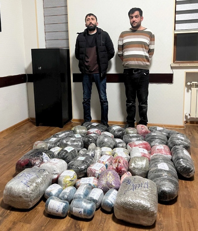 İrandan narkotik keçirən dəstə üzvləri saxlanıldı — Əməliyyat kadrları