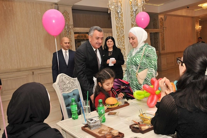 Abşeronda şəhid ailələrinin xanım üzvləri Beynəlxalq Qadınlar Günü münasibətilə təbrik edildi