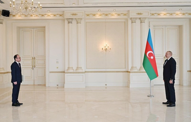 Prezident Bolqarıstanın yeni səfirinin etimadnaməsini qəbul edib — YENİLƏNİB (FOTO)