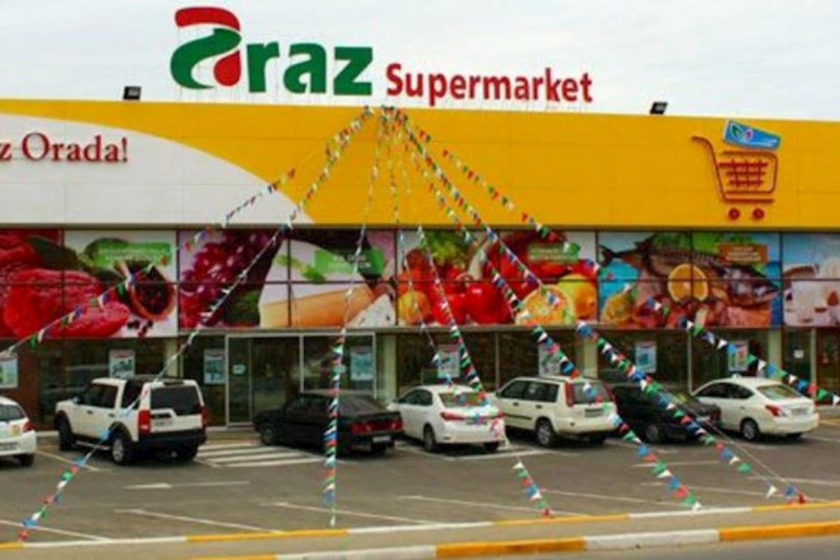 “Araz” marketlərində vaxtı keçmiş mallar satışa çıxarılır.. — Buna görə hansı cəzalar nəzərdə tutulur?