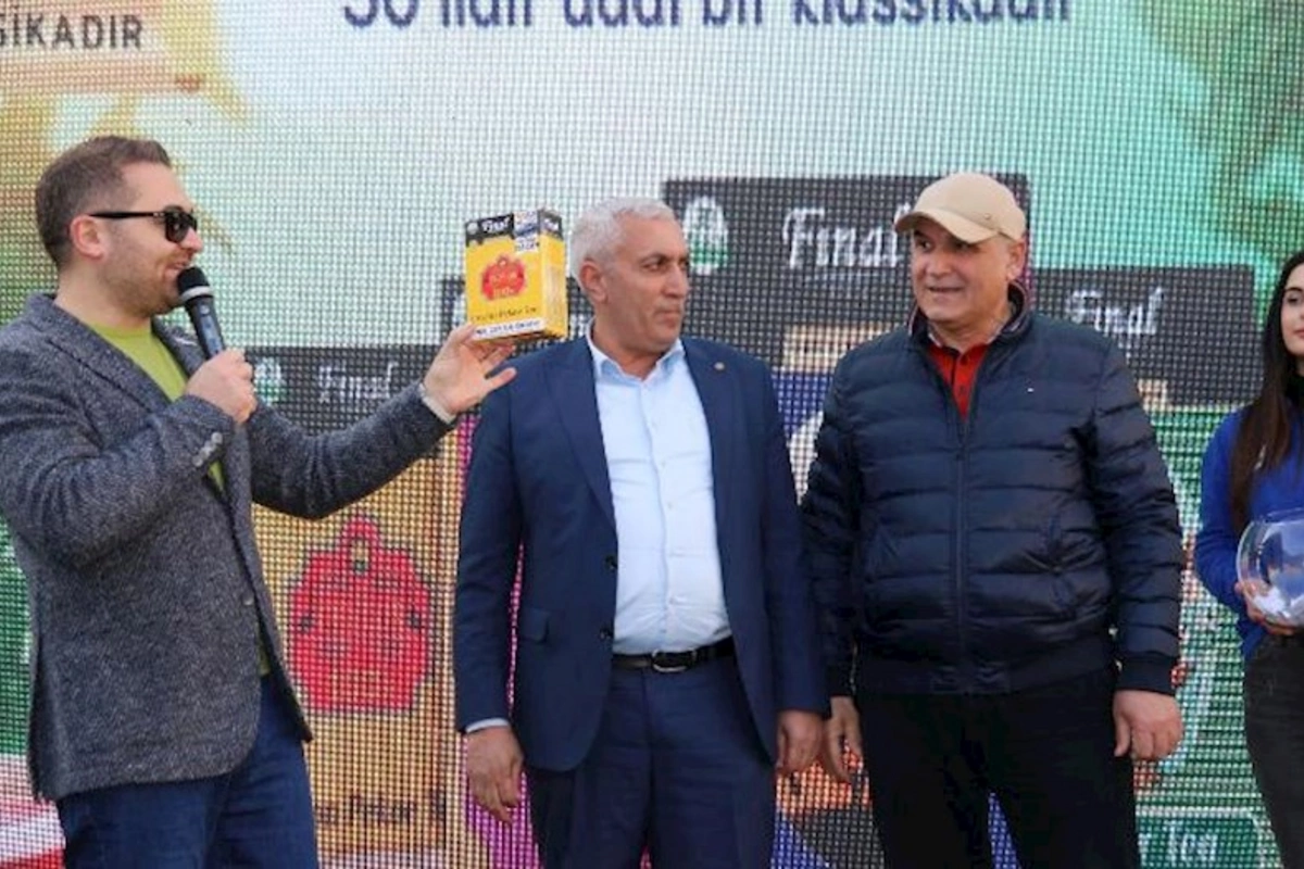 “Final” çayı Sumqayıtda çərşənbə axşamı münasibətilə bayram tədbiri təşkil edib