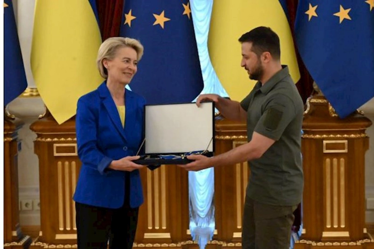 Avropa Komissiyasının Prezidenti Vladimir Zelenski ilə telefonla danışıb