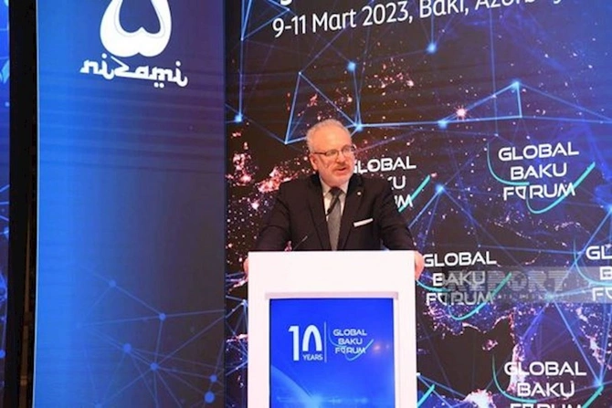X Qlobal Bakı Forumu çərçivəsində ilk panel iclası keçirilib — FOTO X Qlobal Bakı Forumu çərçivəsində ilk panel iclası keçirilib — FOTO