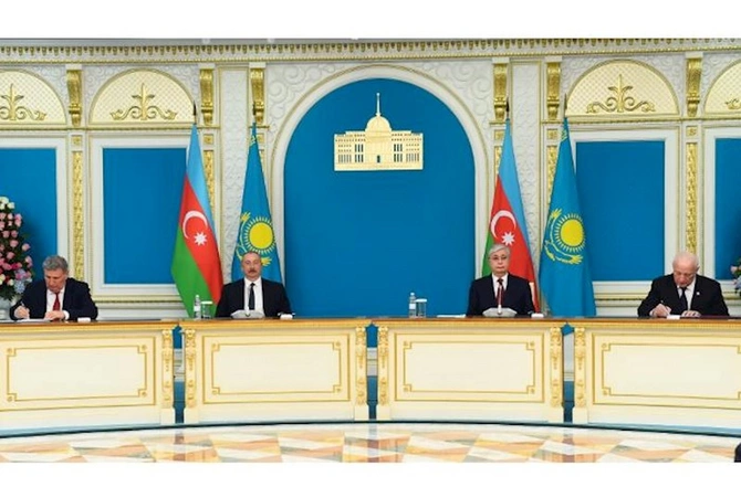 Azərbaycan-Qazaxıstan sənədləri imzalanıb — YENİLƏNİB (FOTOLAR)