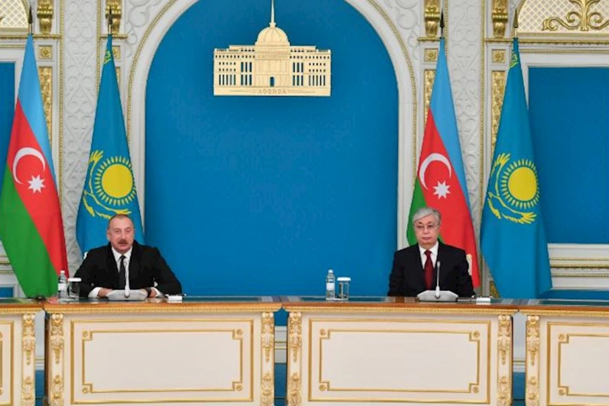 Azərbaycan və Qazaxıstan prezidentləri mətbuata bəyanatlarla çıxış ediblər — YENİLƏNİB (FOTOLAR)