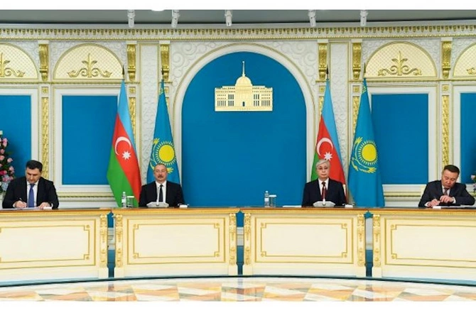 Azərbaycan-Qazaxıstan sənədləri imzalanıb — YENİLƏNİB (FOTOLAR)