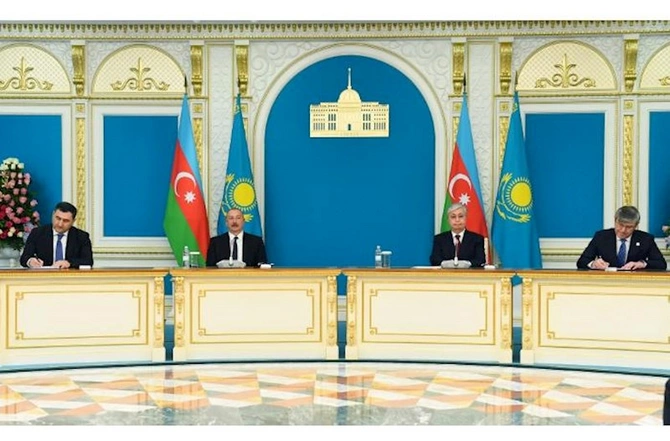 Azərbaycan-Qazaxıstan sənədləri imzalanıb — YENİLƏNİB (FOTOLAR)