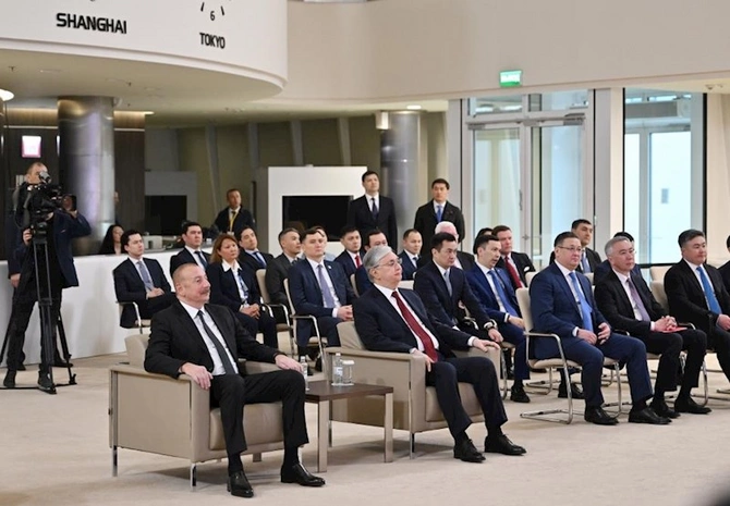 Azərbaycan və Qazaxıstan prezidentləri Astana Beynəlxalq Maliyyə Mərkəzində — FOTOLAR Azərbaycan və Qazaxıstan prezidentləri Astana Beynəlxalq Maliyyə Mərkəzində — FOTOLAR