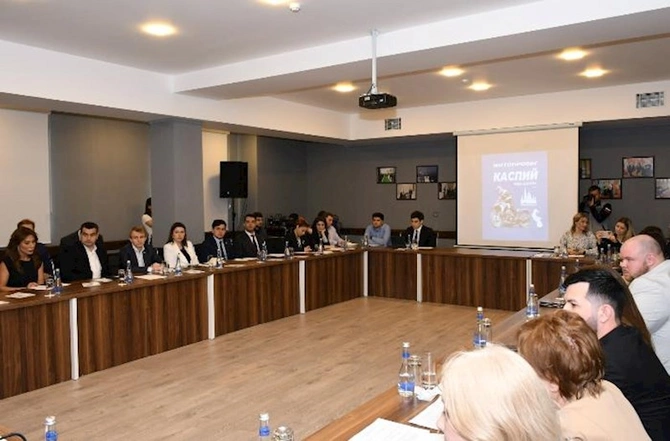 Həştərxan vilayətinin qubernatoru Azərbaycanda səfərdə olmuşdur — FOTOLAR