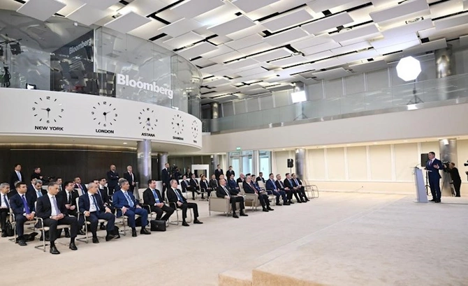 Azərbaycan və Qazaxıstan prezidentləri Astana Beynəlxalq Maliyyə Mərkəzində — FOTOLAR Azərbaycan və Qazaxıstan prezidentləri Astana Beynəlxalq Maliyyə Mərkəzində — FOTOLAR