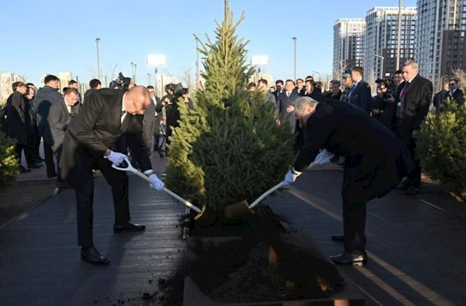 Astanada Heydər Əliyev küçəsinin açılışı olub — YENİLƏNDİ (FOTOLAR)