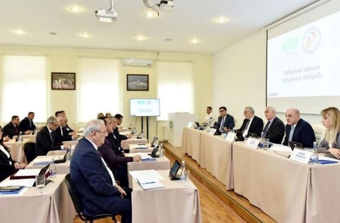 Cavid Qurbanov vəzifələrindən birini itirdi: Yeni rəhbər kimdir? — FOTO