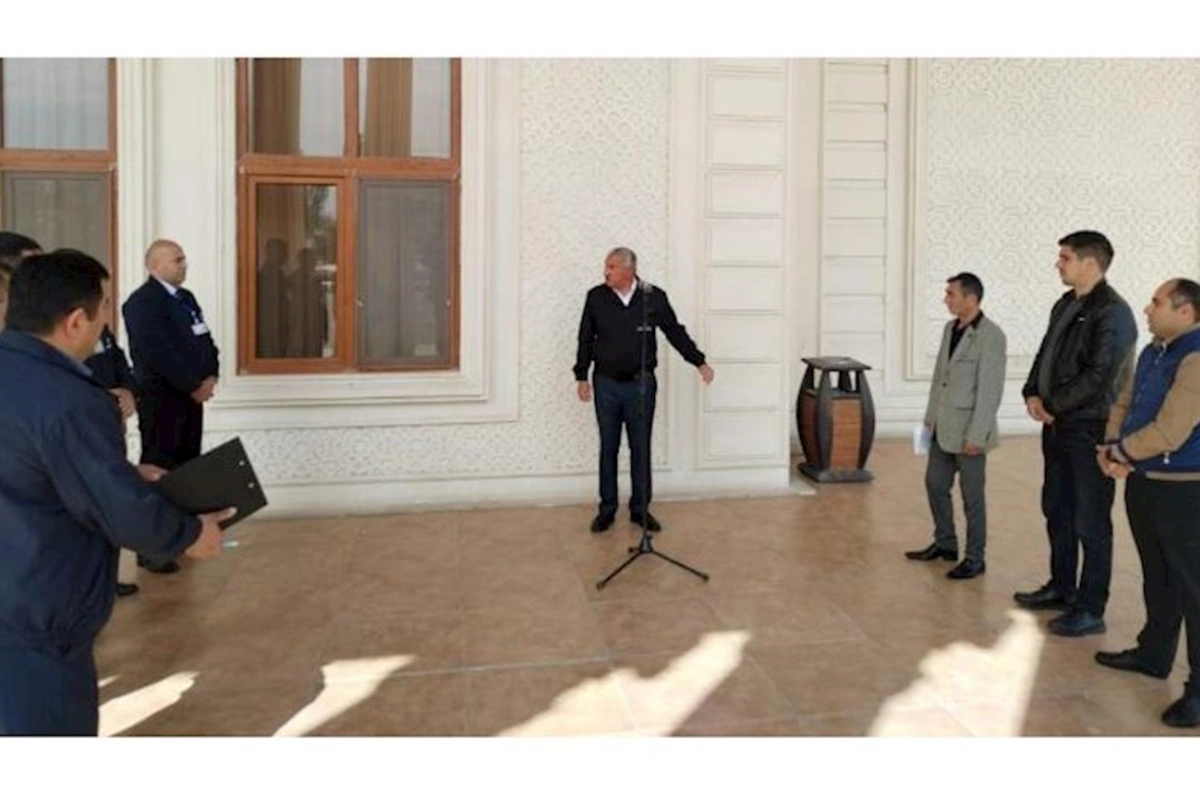 Açıq mikrofon aksiyası Ucarda baş tutdu — FOTOLAR