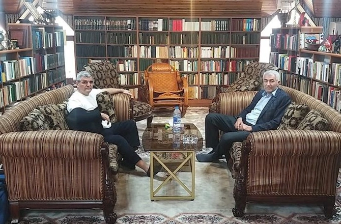 Tanınmış həkim Fazil Mustafa ilə görüşdü: “Çiynindəki yara ciddidir” Tanınmış həkim Fazil Mustafa ilə görüşdü: “Çiynindəki yara ciddidir”