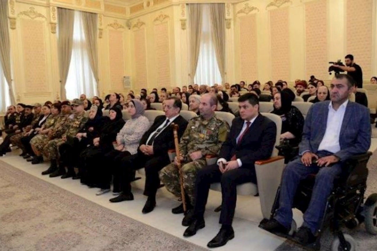 Heydər Əliyev Mərkəzində “Şəhid ailələri və müharibə iştirakçılarına hüquqi dəstək” tədbiri keçirildi