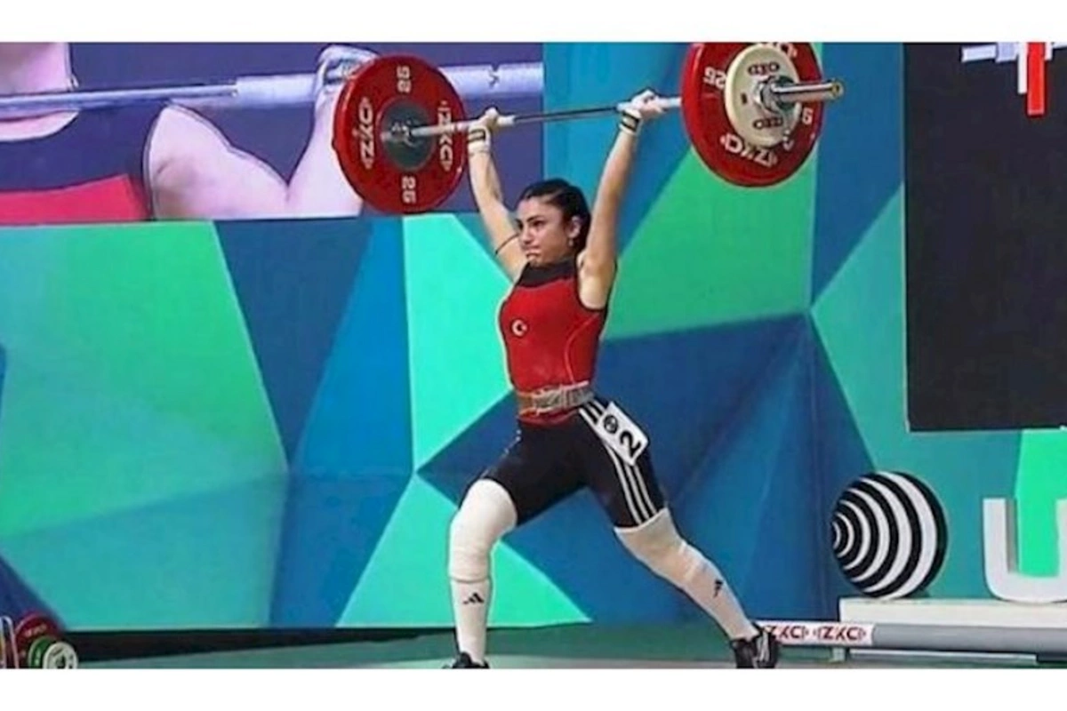 Ermənistanda qızıl medal alan türkiyəli atlet qələbəsini Azərbaycana həsr etdi — VİDEO