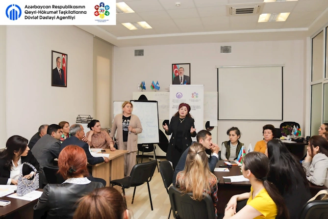 Biləsuvarda Gender əsaslı zorakılıq mövzusunda təlim keçirildi — FOTO