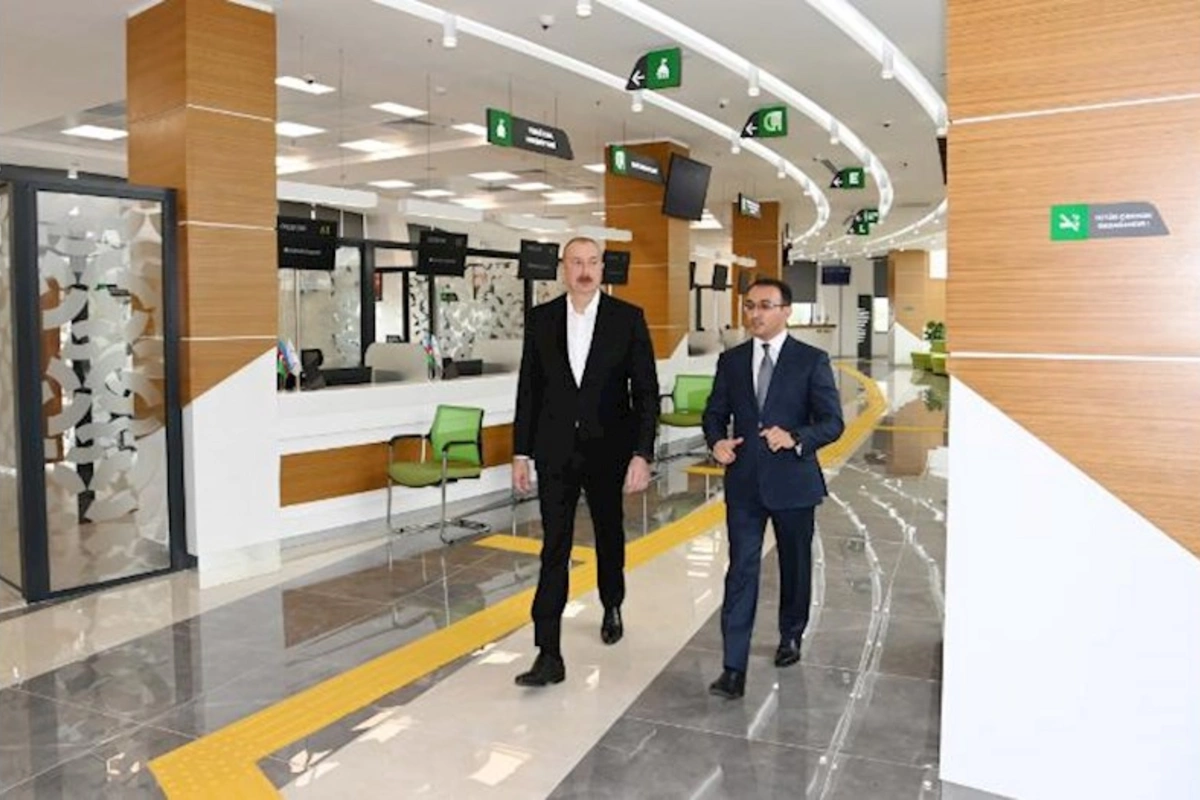 İlham Əliyev Salyanda “ASAN xidmət” Mərkəzinin açılışını etdi — YENİLƏNİB