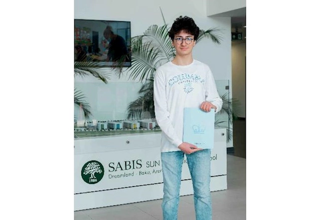SABIS® SUNun şagirdi ABŞ-ın ən nüfuzlu universitetlərinə qəbul edildi — FOTOLAR SABIS® SUNun şagirdi ABŞ-ın ən nüfuzlu universitetlərinə qəbul edildi — FOTOLAR