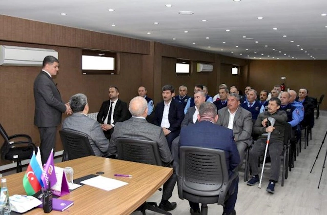 Qarabağ qazilərinin nəqliyyat sahəsindəki problemləri müzakirə olundu — FOTO/VİDEO Qarabağ qazilərinin nəqliyyat sahəsindəki problemləri müzakirə olundu — FOTO/VİDEO