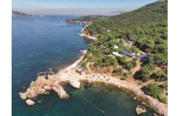 İstanbula bağlı olan, lakin ondan uzaqda yerləşən Şahzadə Adaları... İstanbula bağlı olan, lakin ondan uzaqda yerləşən Şahzadə Adaları...