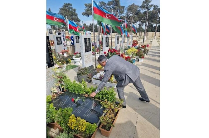 Abşeronda Ramazan bayramında şəhidlərimiz ziyarət edildi — FOTOLAR
