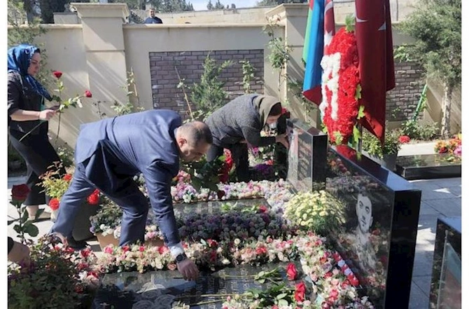 Abşeronda Ramazan bayramında şəhidlərimiz ziyarət edildi — FOTOLAR