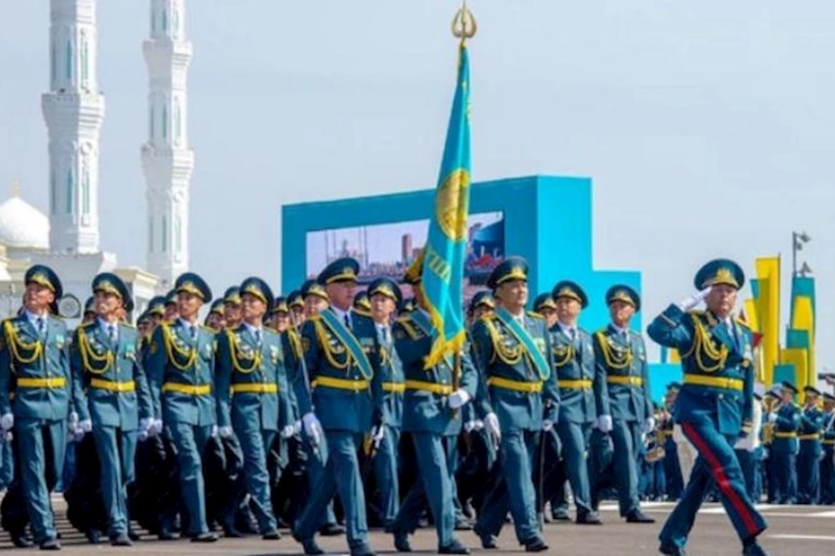 Qazaxıstan artıq dördüncü ildir hərbi paraddan imtina etməsinin səbəbini açıqladı