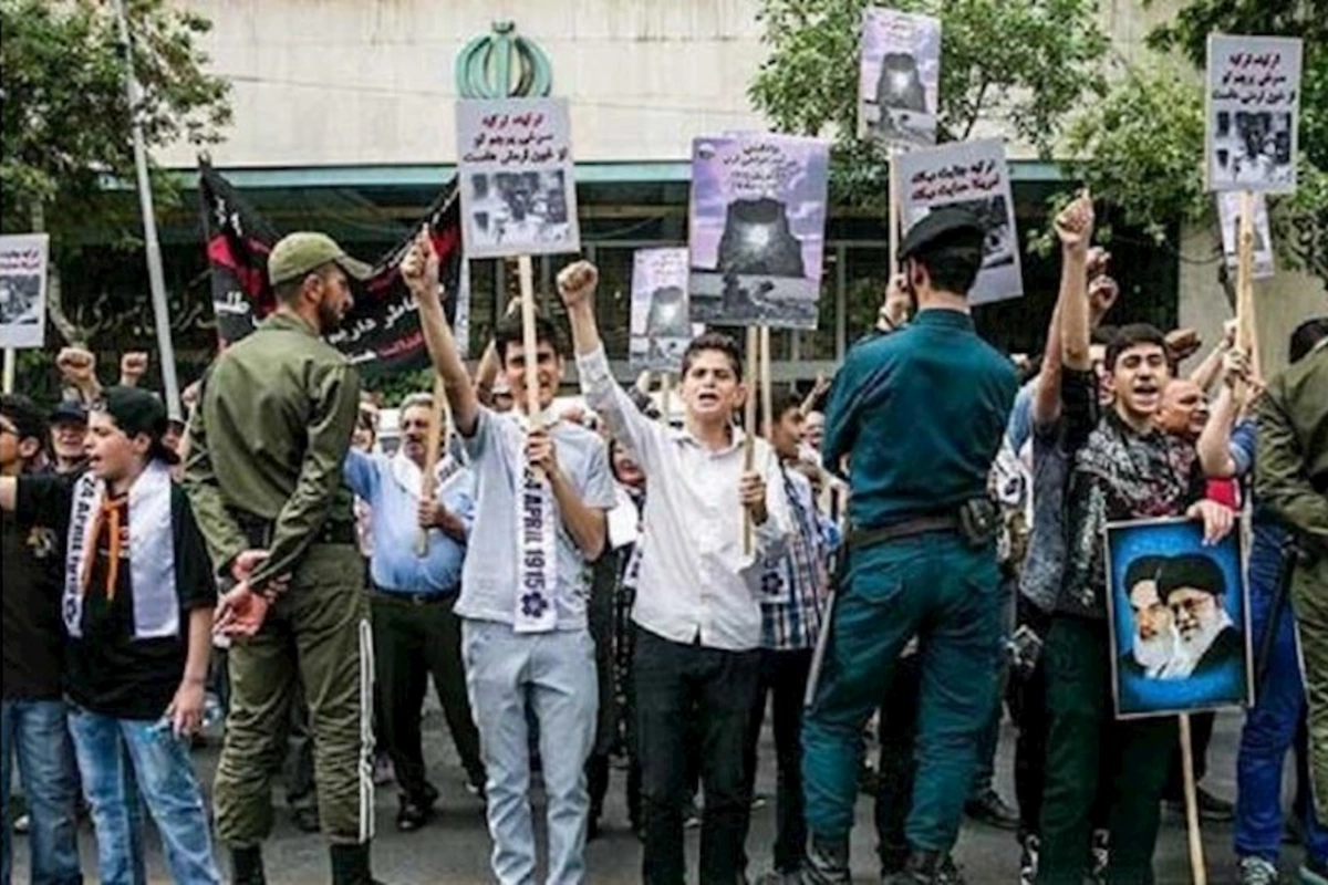 İranda ermənilərin soyqırım aksiyaları keçirilir